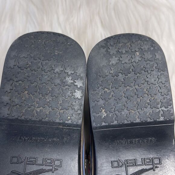 Dansko Volley Patchwork Print  Coated Floral Clogs Sz 39/8.5-9 - Picture 7 of 8